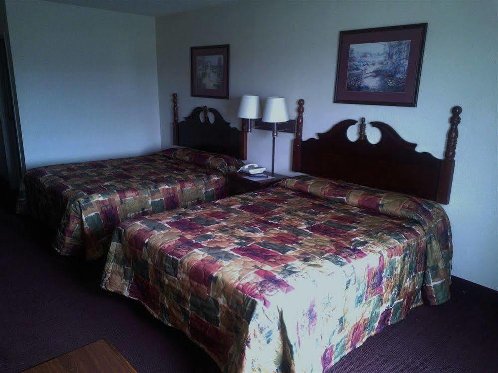 Fairbridge Express Motel